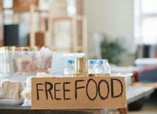 Who Qualifies for Free Legal Aid Services? Discover Your Options!