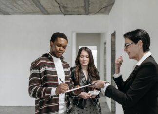 How to Transfer Property Ownership: Unlock Simple Steps Today