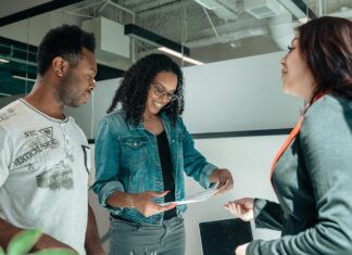 What Is the Role of a Lawyer in Immigration Applications? Discover Now!