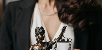 White Shoe Law Firm: What Sets Them Apart in Legal Excellence?