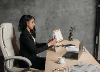 Commonwealth Law Reports: Unlocking Legal Insights For You