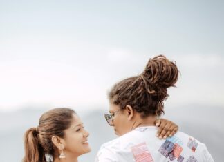 My In-Laws Are Obsessed With Me: How to Handle Their Affection