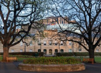 Law Of Iterated Expectations: Unlocking Insights Into Predictions