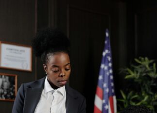 Largest Law Firms in the US: Discover Their Secrets to Success