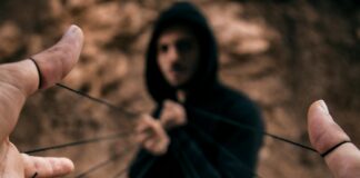 48 Laws of Power Summary: Unlock Secrets to Mastering Influence