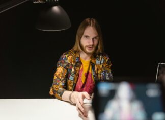 Jude Law’s Captivating Role in Anna Karenina: A Must-See Performance