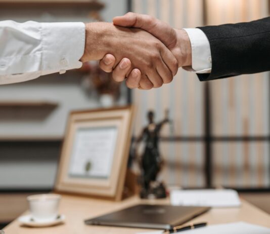 Law By Mike Girl: Discover Secrets to Mastering Legal Success