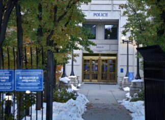 UK Police Can Enter Homes Without Warrant in 3 Specific Cases