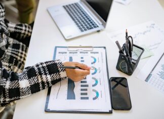 Understanding the 5 Key Differences Between Felonies and Misdemeanors