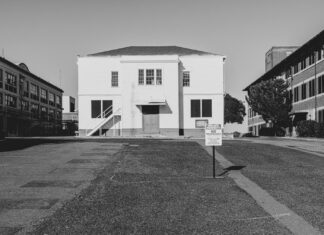 Trespassing on Abandoned Properties: 5 Key Legal Considerations