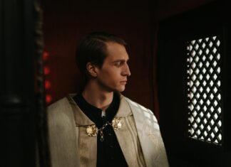 Understanding the 2 Key Differences in Legal Immunity