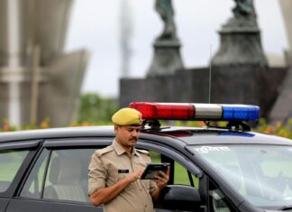 Understanding Police Emergency Entry: Key Facts and Legal Boundaries