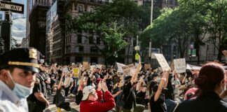 5 Phrases That Could Worsen Your Encounter With Police