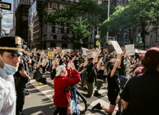 5 Phrases That Could Worsen Your Encounter With Police