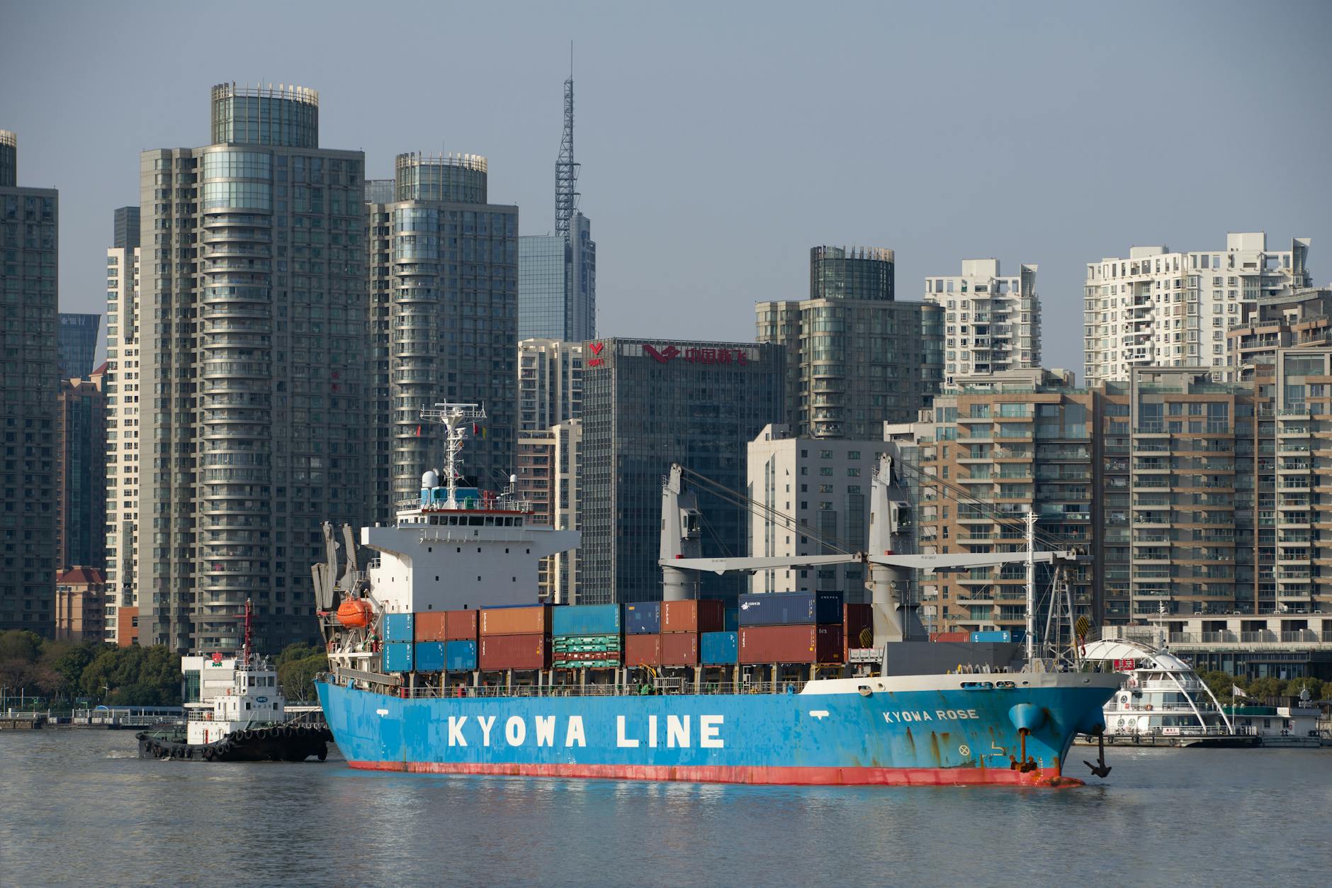 $1.3 Trillion in Fake Goods Fuel Global Crime Networks Annually 2 Counterfeiting Epidemic Spreads Across International Trade Routes