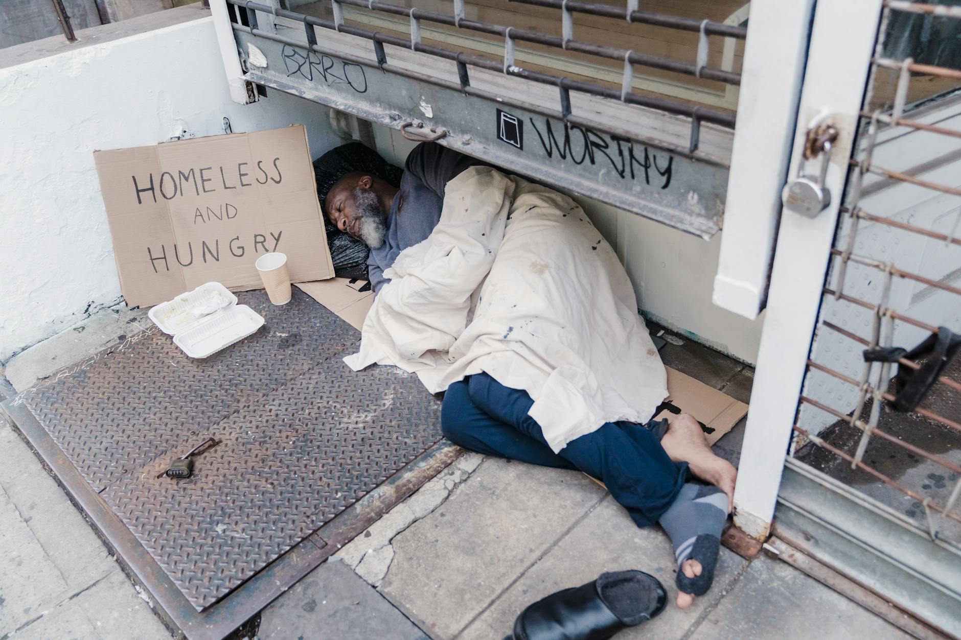 Poverty Linked to 60% of All Crimes in the United States 2 Economic Struggle and Desperation Fuel Violent Behavior