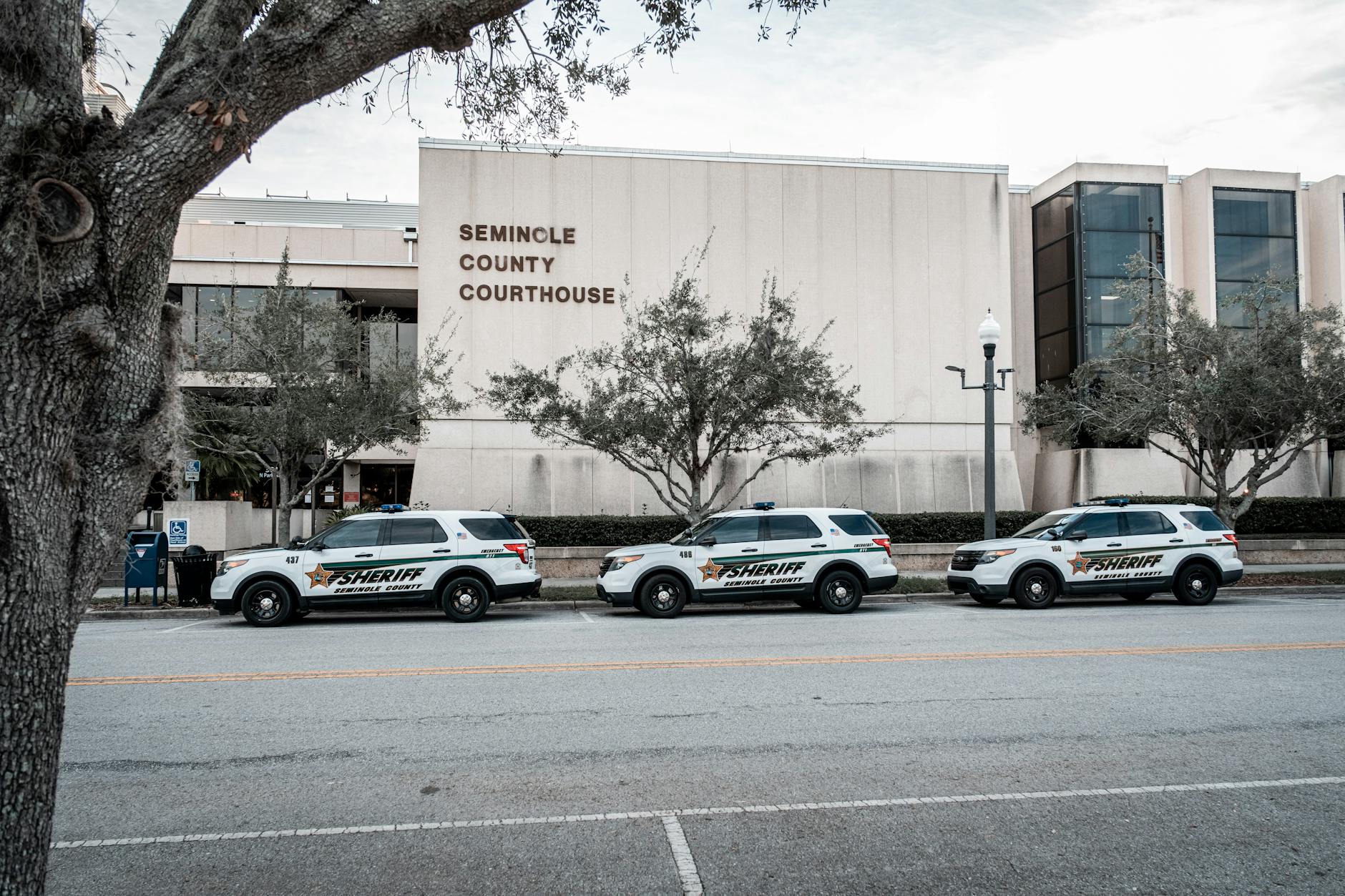 Balancing Justice and Rehabilitation: The Role of Community Service in Courts