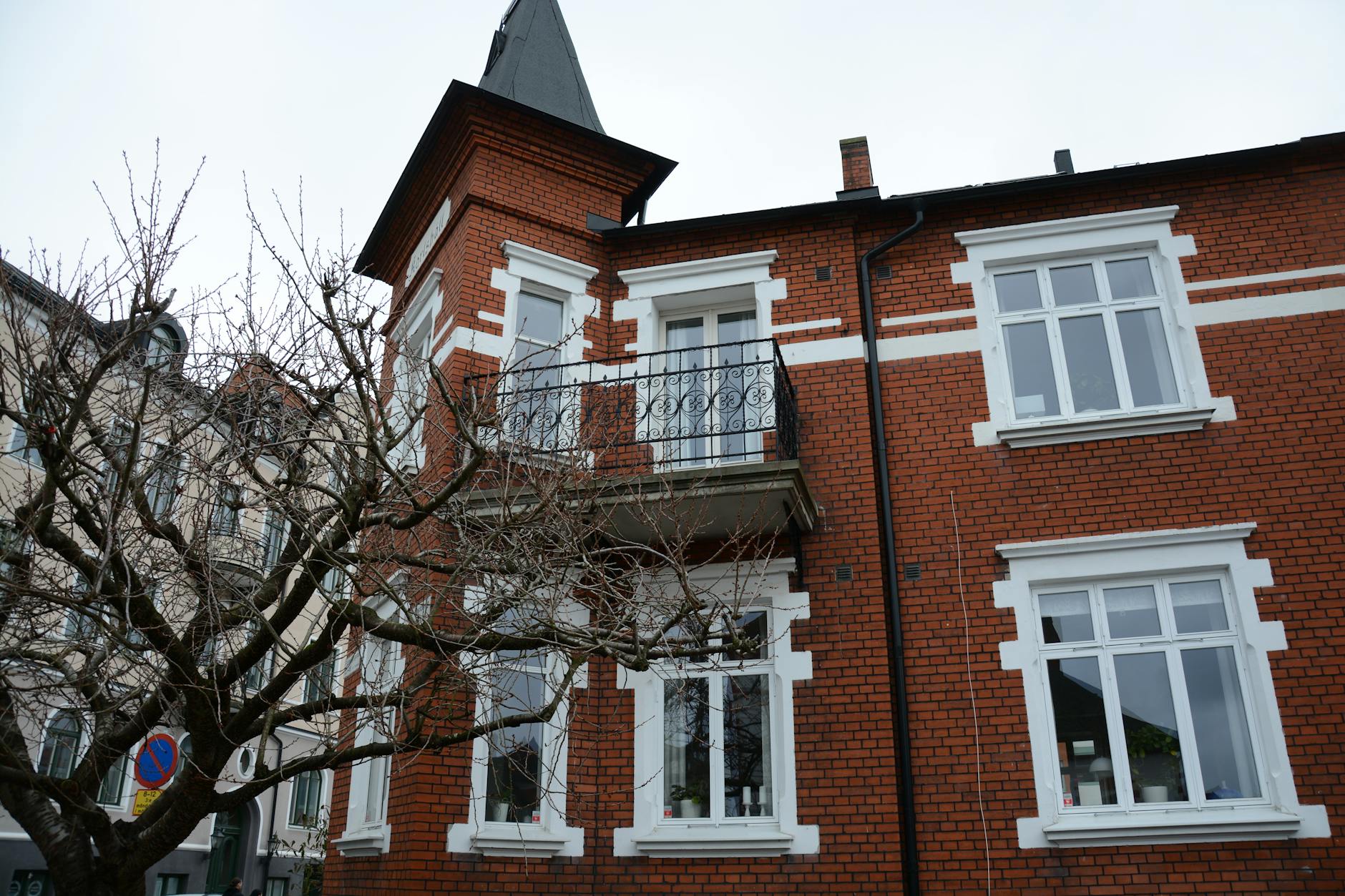 Practical Strategies for Building Neighborhood Relationships