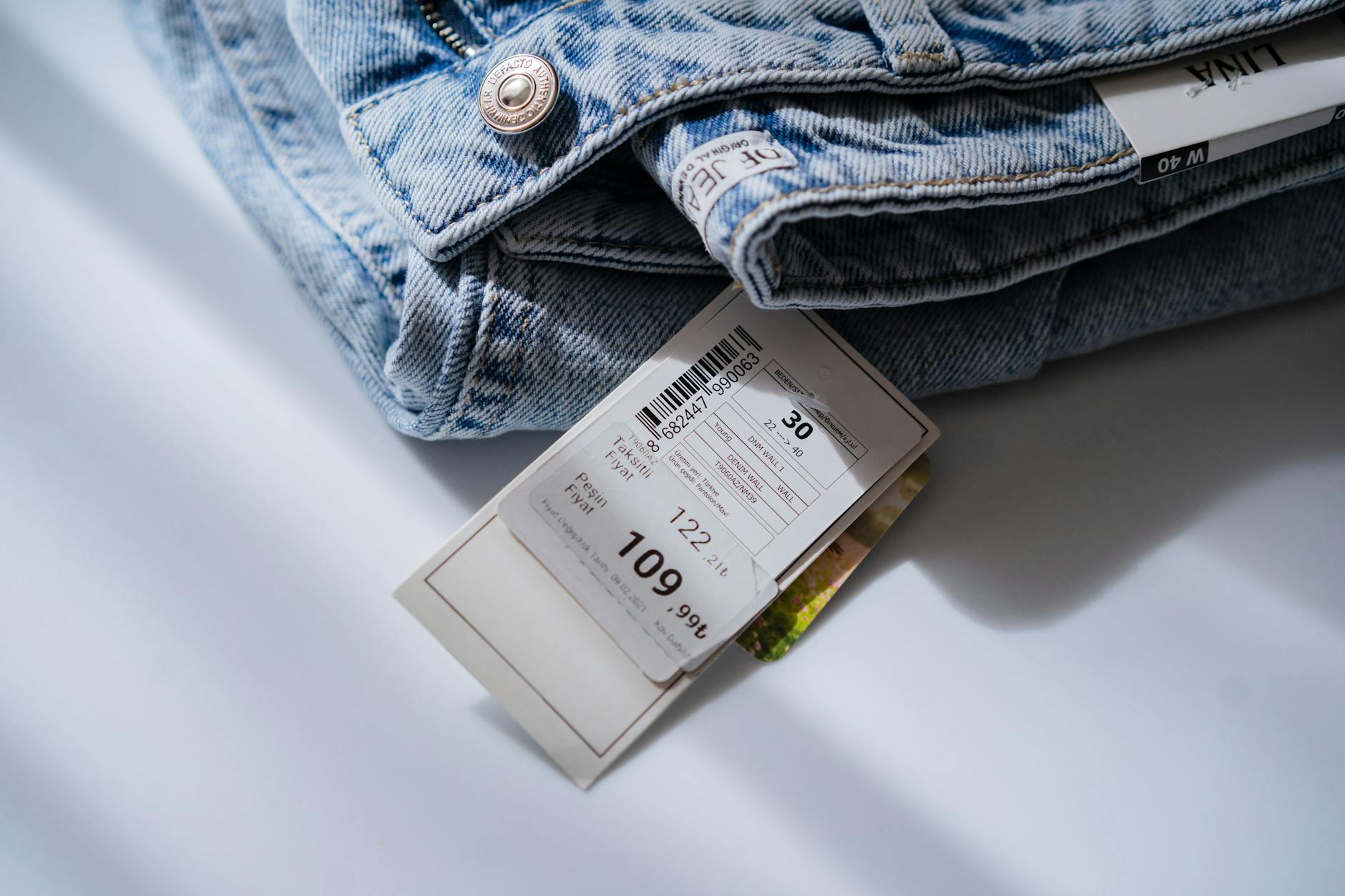 Rogue Retailers Reap Benefits from Tag Defeat Tactics