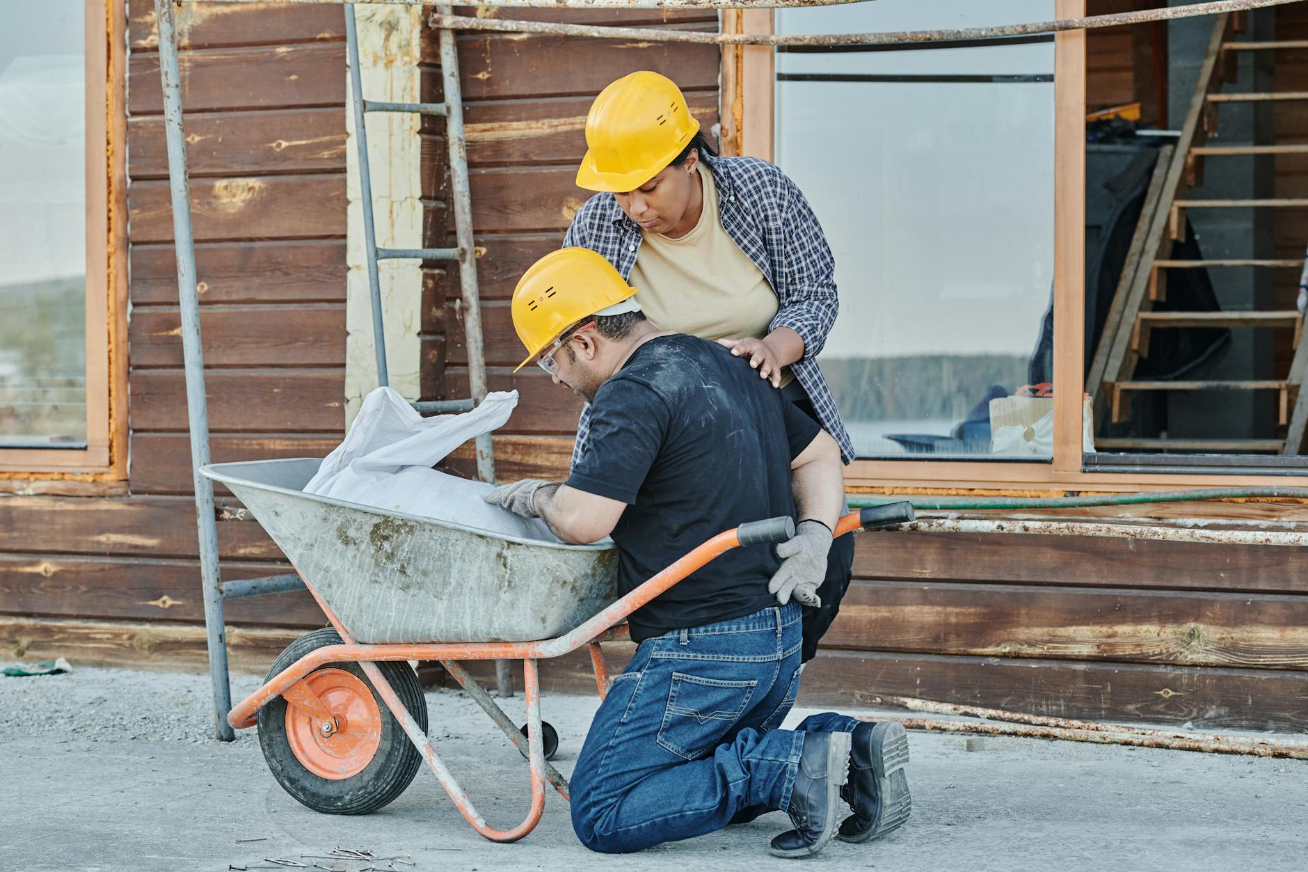 Employers' Attitudes Toward House Arrest Workers