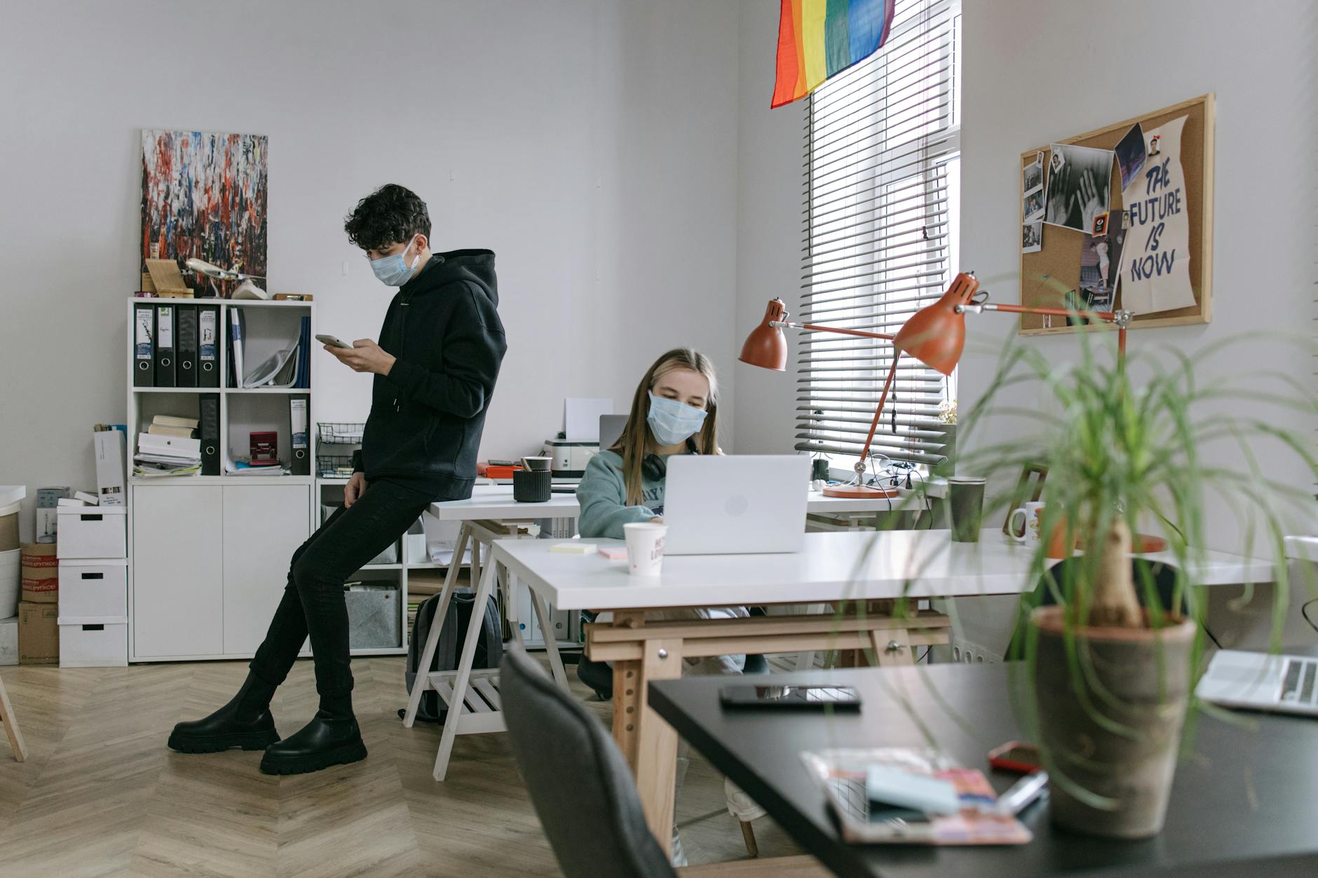 From Isolation to Collaboration: Practical Unit Benefits