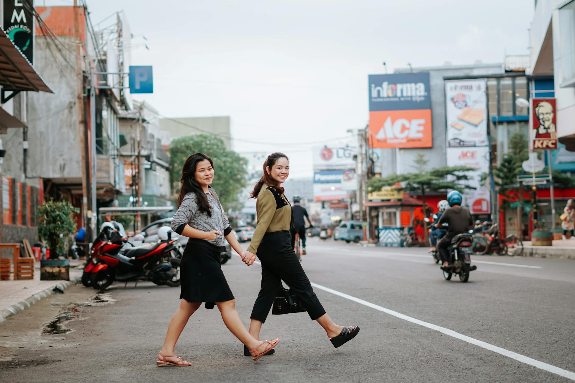 Misconceptions Fuel Fears of Women in Public Spaces