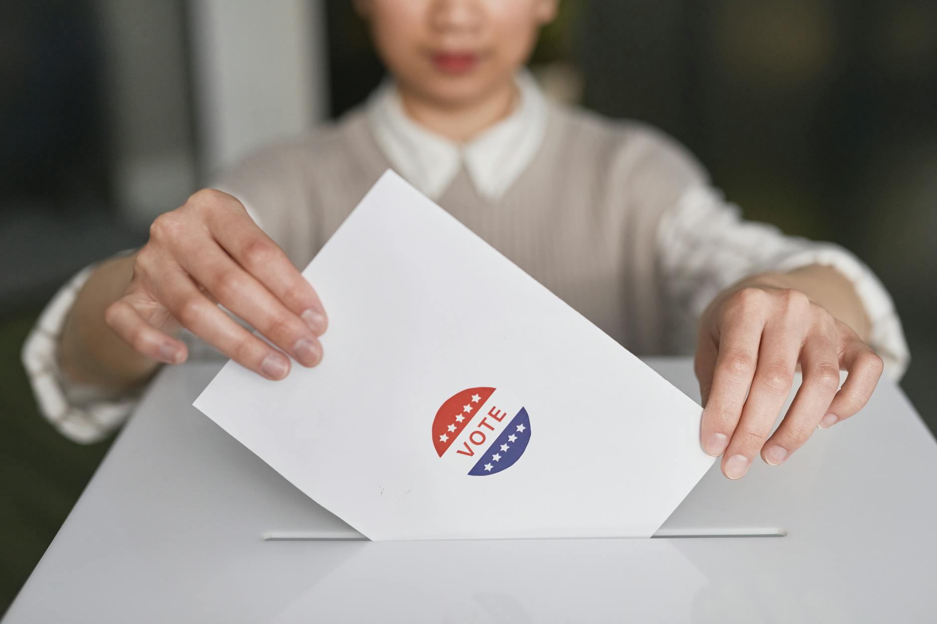 Prisoners' Eligibility to Cast Ballots in Federal Elections