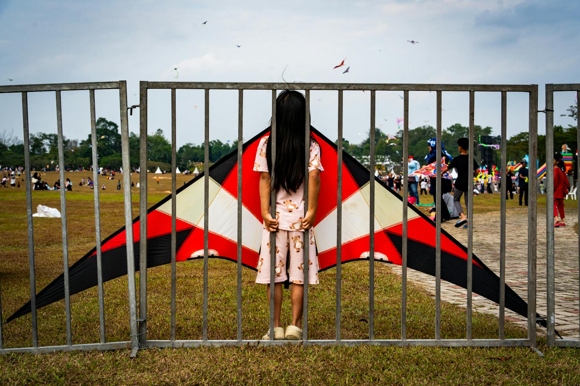 Unlocking the System: How Prisons Try to Prevent Kites